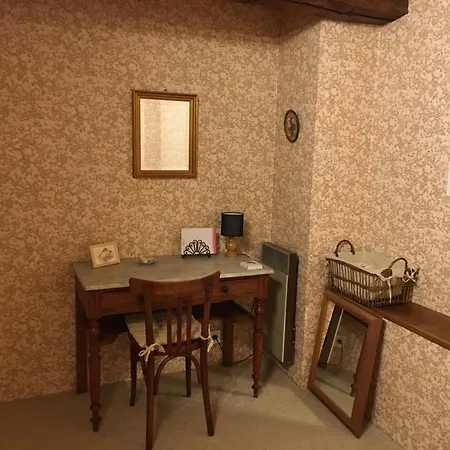 Belle Maison Ensoleillee Dans Village Perche Holiday home *